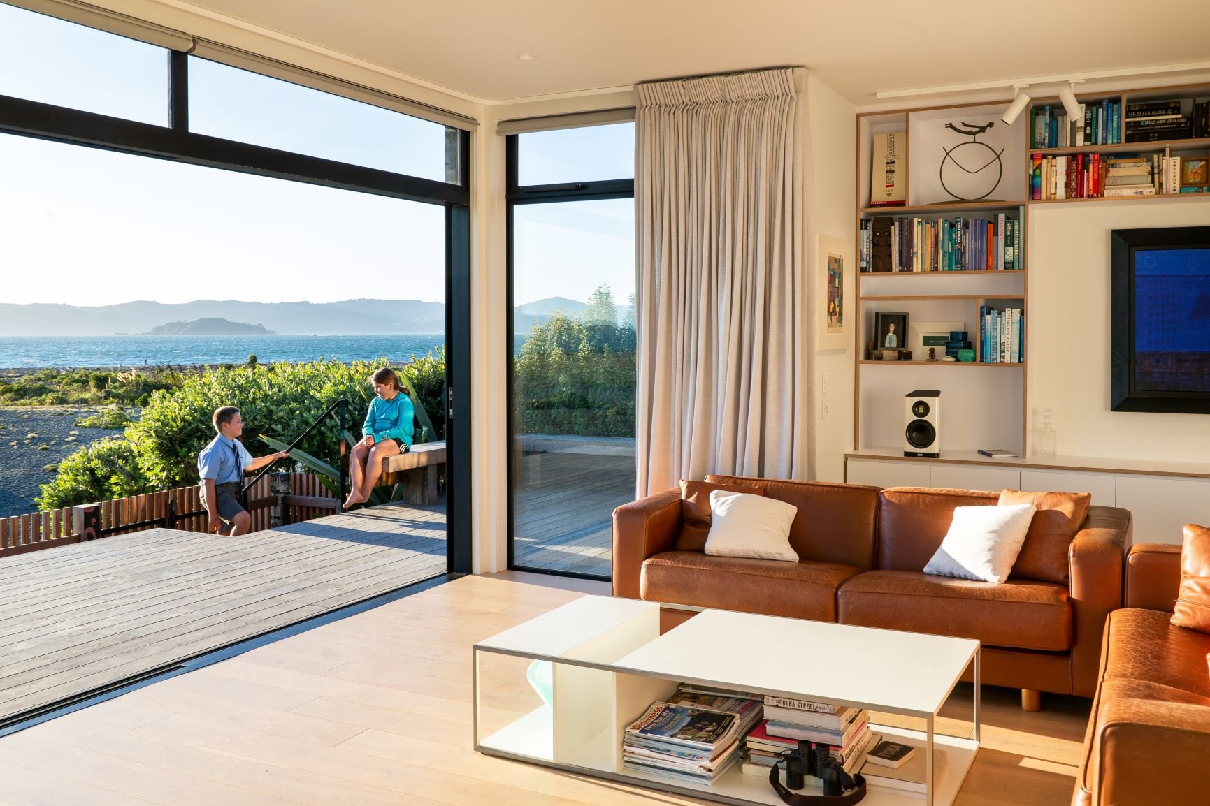 Hill to Harbour House, 16