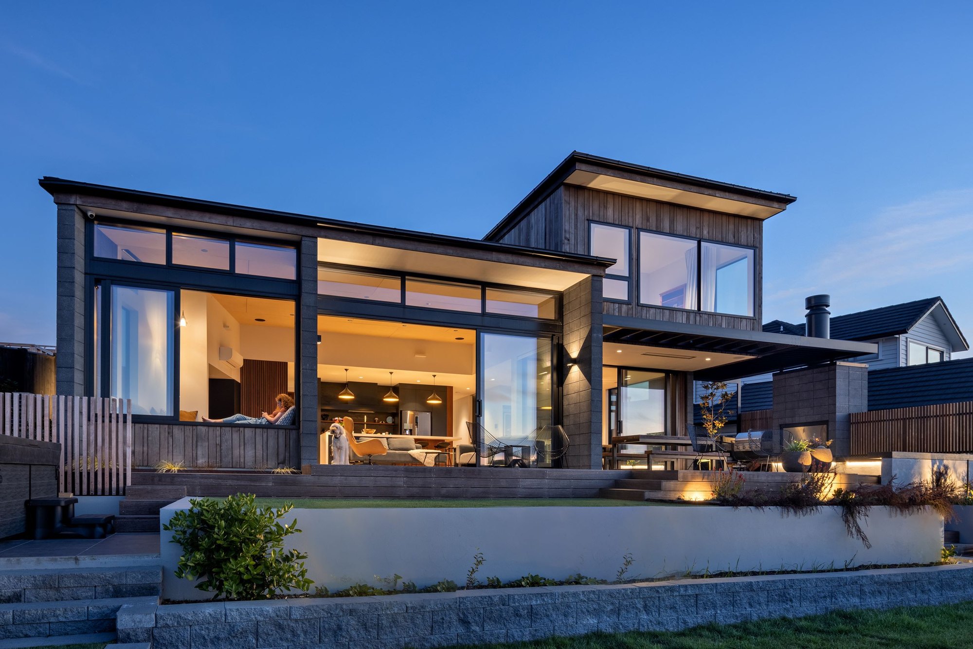 Saddle House, 10